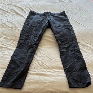 Banana Republic Men’s Dark Gray Chinos Holiday 2018